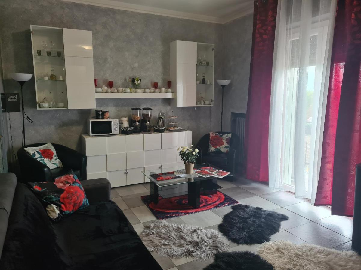 Petalo Rosso Appartement Pegognaga Buitenkant foto