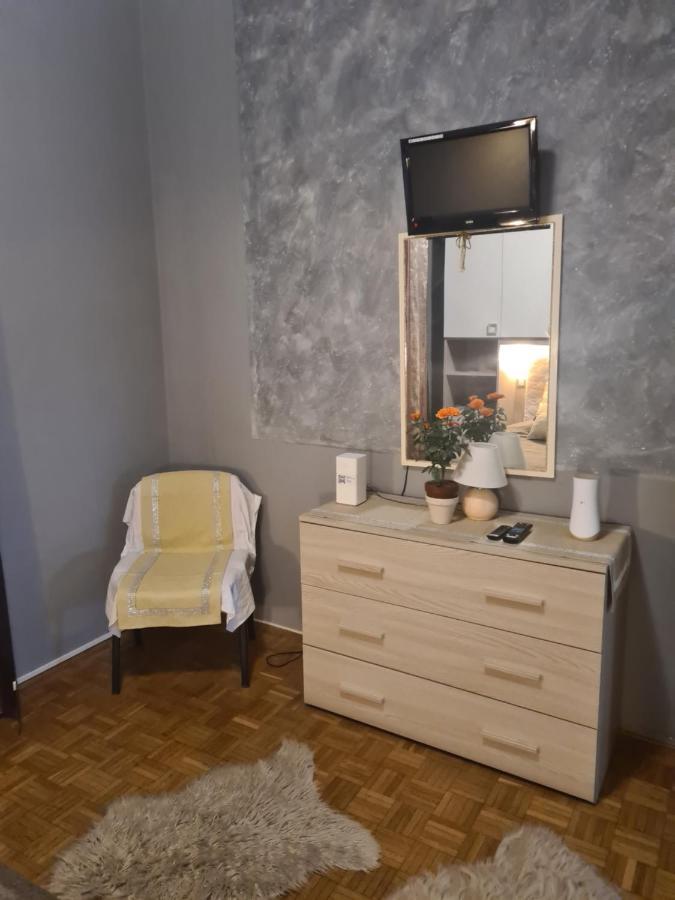Petalo Rosso Appartement Pegognaga Buitenkant foto